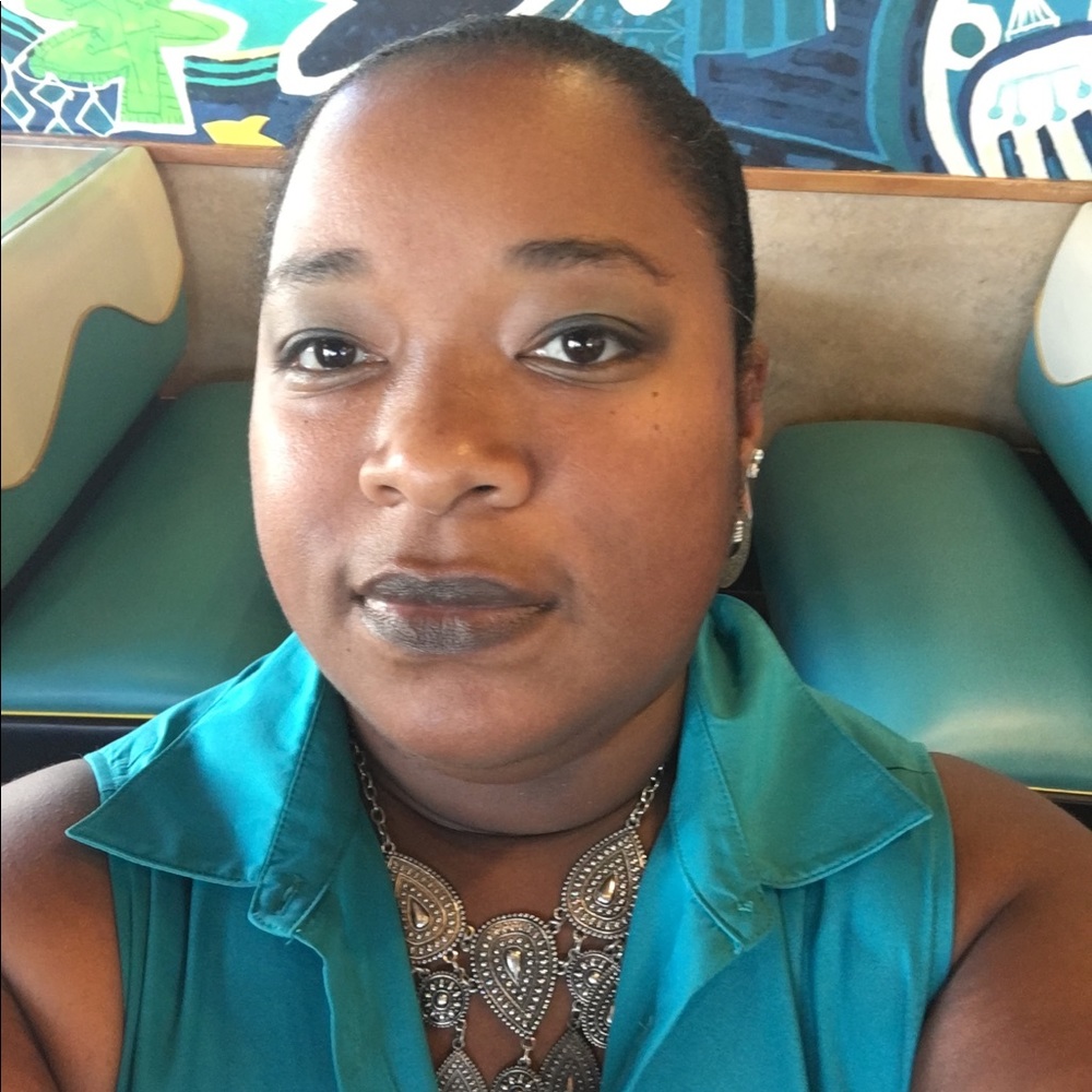 Meet your Posher, Tami